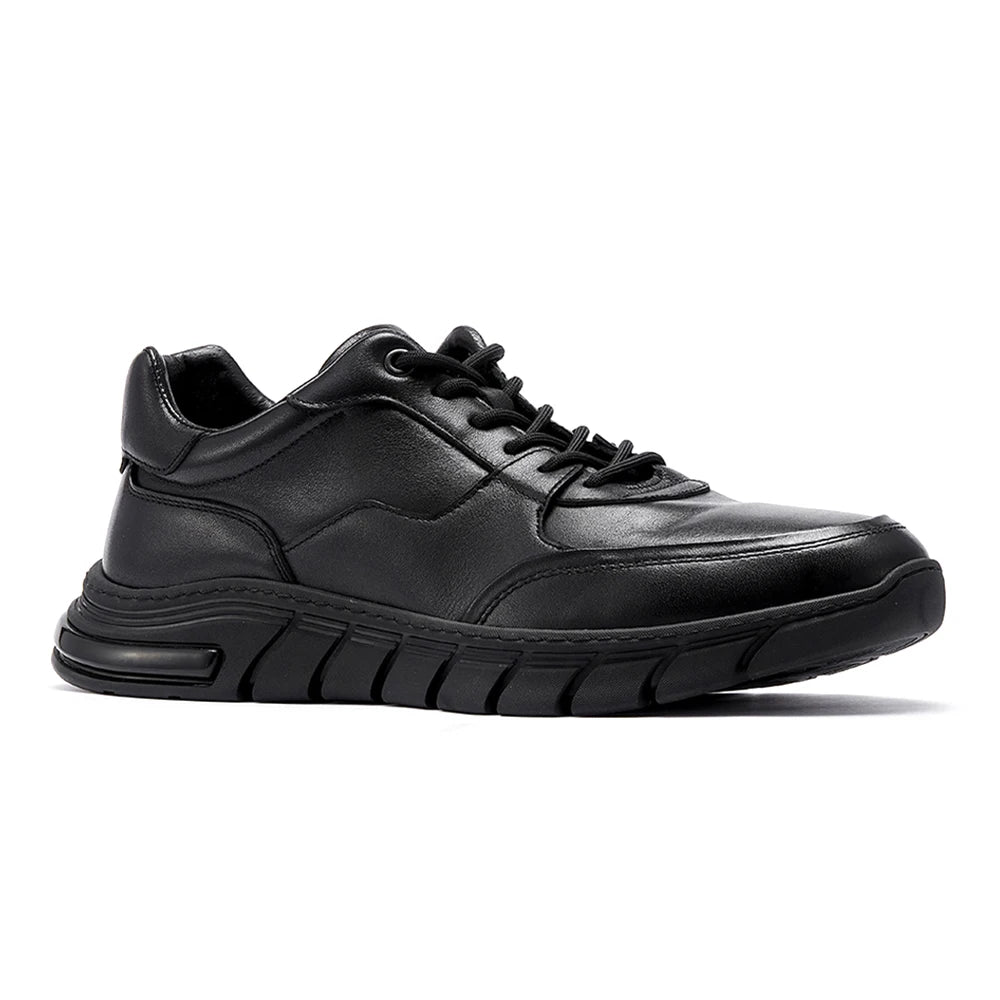 SNEAKERS_STRAVON